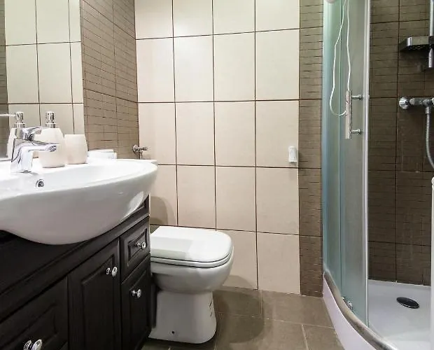 Urban Hostel *