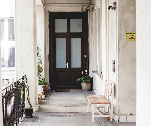 Hostel Urban